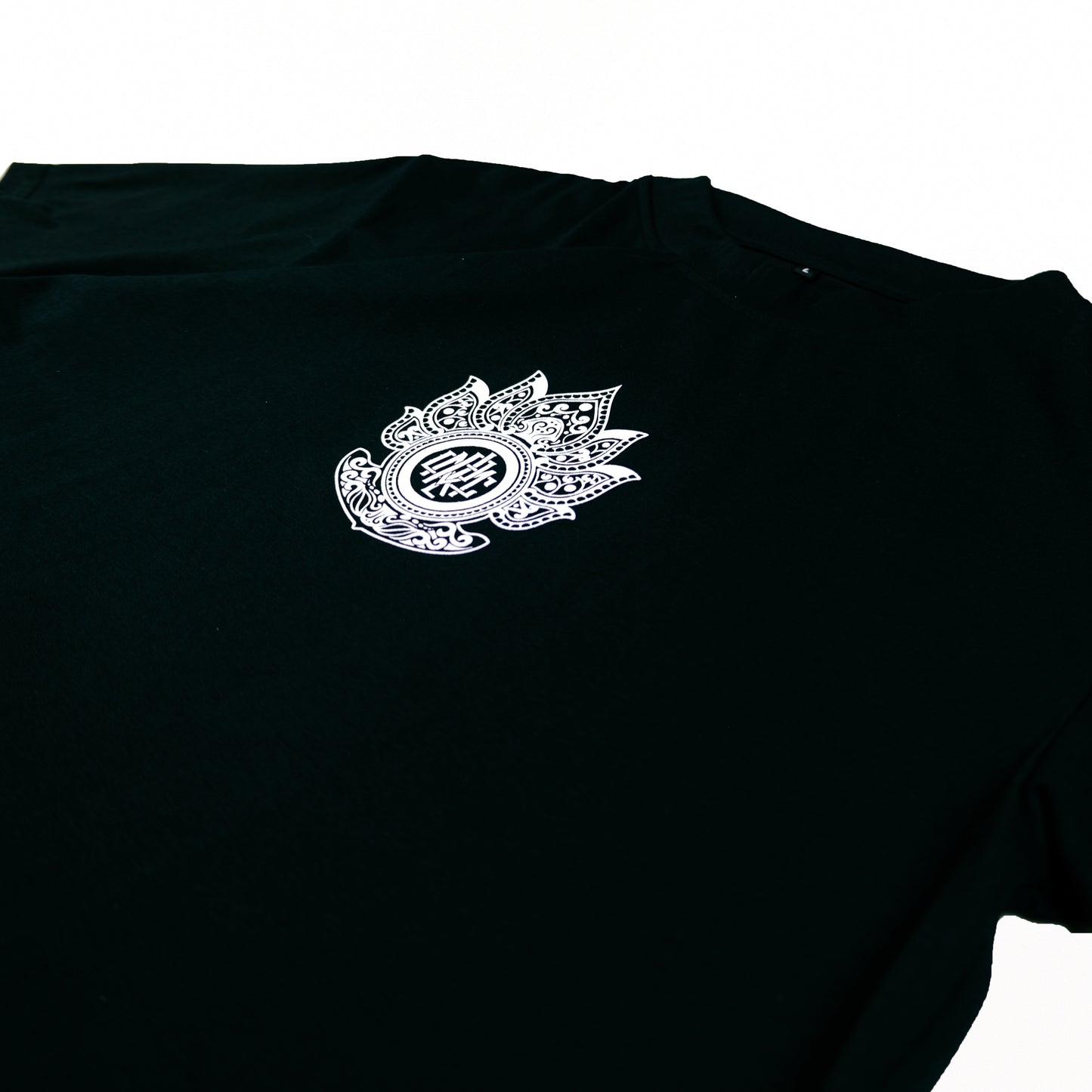 HAMSA V1 BLACK TEE