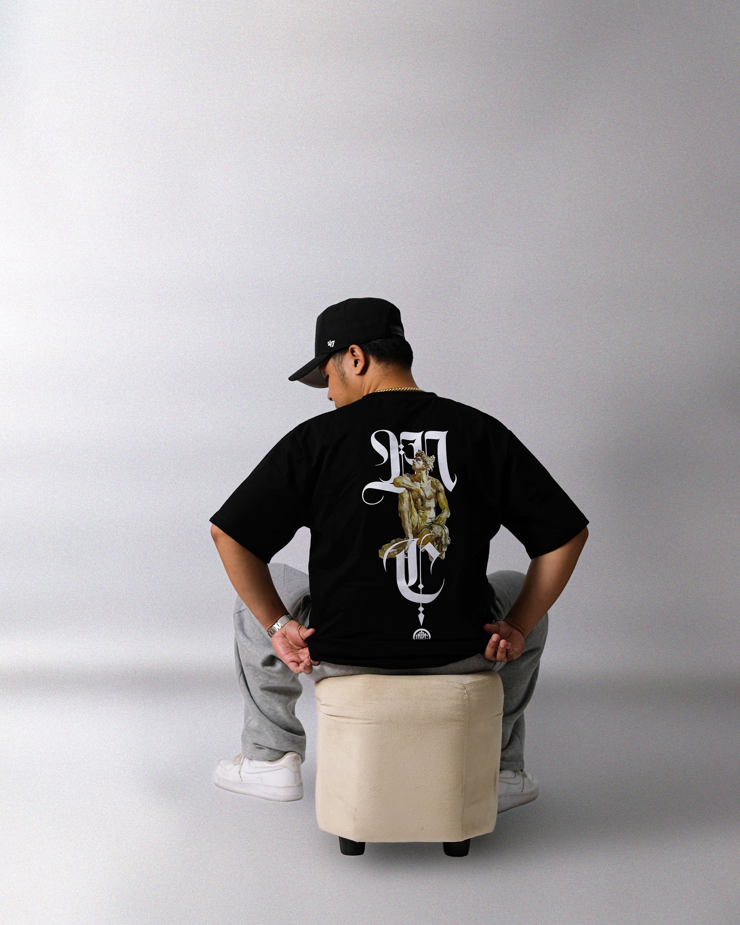 OVERSIZED FIT SHIRT | MC CURIOSITY | BLACK | MARIA CLARA CLOTHING | OVERSIZED FIT | 100% COTTON